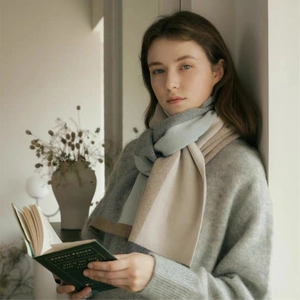 Unisex knit plaid scarf with fringe in beige and grey color block pattern