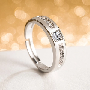 Classic square-cut zircon ring with paved side diamonds and adjustable silver band