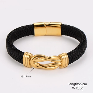 Bracelet tressé pour homme en cuir noir avec décor en métal doré et fermoir magnétique