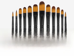 Size chart showing tip width and length for 12 piece acrylic paint brush set