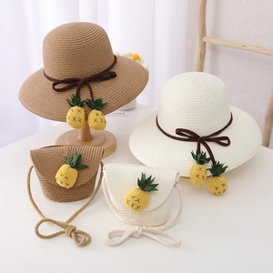 Ensemble chapeau de paille et sac pour enfants avec ananas 3D et rubans nœuds marron