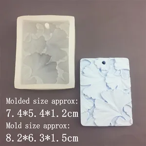Moule en silicone et moulage de feuille de ginkgo en plâtre bleu avec relief détaillé