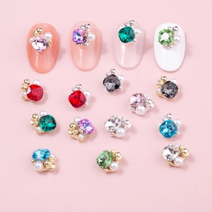Nagelkunst Charms Quadratische Kristall Strasssteine Mit Künstlichen Künstliche Perlen Legierung Metall Luxus Maniküre DIY Dekoration