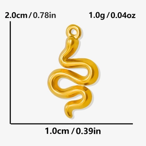 Detailed size chart of a 304 stainless steel gold snake pendant with 2.0cm length