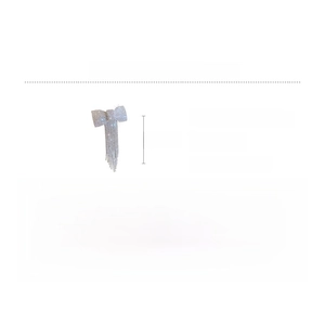 Détail de la pince à cheveux nœud en strass avec pompon, taille 13,5cm x 6,5cm