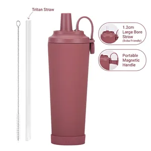 Detail of 830ml burgundy flask with 1.2cm Tritan straw and magnetic handle