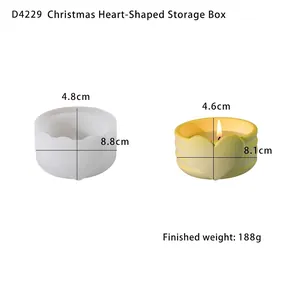Vista macro dello stampo in silicone a cuore con dimensioni tazza 8,1x4,6cm