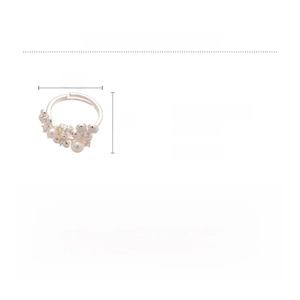 Detailed specs of zircon flower ring with copper material, 4g weight and 2x2cm dimensions