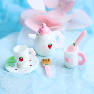 Miniature resin strawberry teapot and teacup set for dollhouse and DIY crafts