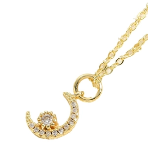 Collier lune plaqué or 14K avec micro-zircons sur fond blanc pour un style épuré