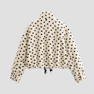 Damen Fleecejacke in Creme mit schwarzem Herzmuster und verstellbarem Kordelzugsaum