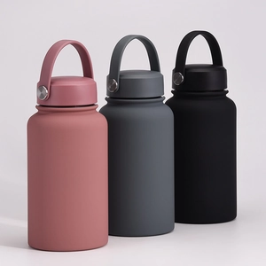 Modern 650ml matte stainless steel sport bottles in pink, grey and black colors