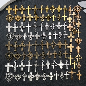 Assortiment vintage legering kruis hangers voor DIY sieraden in goud zilver en brons