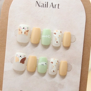 Handmade cute cat and fish bone press-on nails set in cream orange and mint green