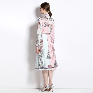 Elegant long-sleeved floral pleated midi dress with pink and blue vintage patterns