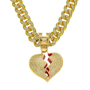 Broken Red Heart Pendant Necklace Iced Out Rhinestone Alloy Cuban Link Chain Hip Hop Jewelry For Men