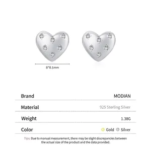 Sparkling 925 sterling silver heart stud earrings with cubic zirconia in silver and gold