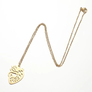 Minimalist 18k gold plated necklace with an anatomical heart hollow pendant design