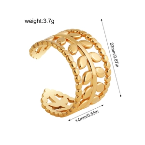Detailed view of 18K gold plated hollow leaf ring with weight and size specifications