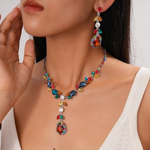 Luxury Water Drop Leaf Necklace And Earrings Copper Zircon Rhinestone Retro Style Statement Jewelry With Silver Earring Post