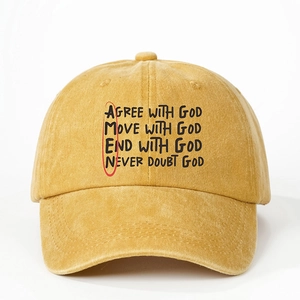 Senfgelbe Vintage-Canvas-Baseballkappe mit schwarzem Agree With God-Slogan und Amen-Kreis