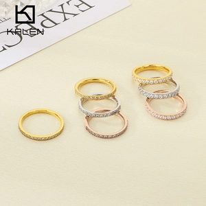 Anello In Acciaio Al Titanio Con Strass A Cielo Stellato Alla Moda E Unico Per Donne Anello In Acciaio Inossidabile Con Strass Incastonati A Fila Singola