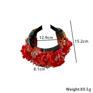 Detailed dimensions of red fabric flower headband with rhinestones weighing 89.5g