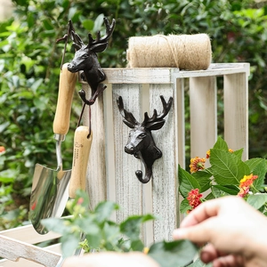 Retro cast iron deer head wall hooks set in vintage bronze finish for home garden decor
