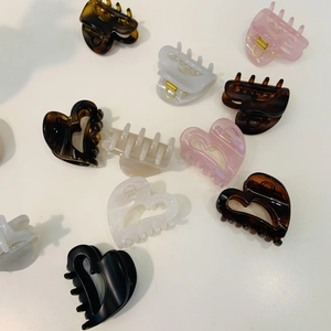 Heart Shaped Hair Claw Clip Acetate Hollow Mini Small Bangs Hairpin Elegant Sweet Styling Accessory For Women Girls