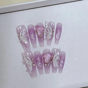 Faux Ongles à Presser Faits Main Papillon 3D Dégradé Violet Rose Extra Long Cercueil Amande Luxe Réutilisables Avec Colle Adhésive