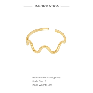 Detailed specs of S925 sterling silver golden wavy ring with 1.2g weight and open size