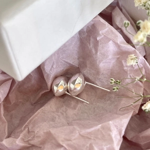 Minimalist S925 sterling silver bean stud earrings with high-polish water drop design