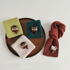 Cozy knitted kids scarf with cute 3D bear animal patch in various warm autumn colors