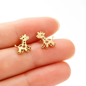 Chic hollow out giraffe stud earrings in gold finish for women made of stainless steel