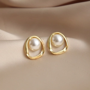 Elegant Artificial Pearl Earrings Vintage Geometric Alloy Studs With Zircon Mermaid Tail Design Stainless Steel Earring Post