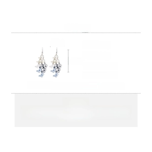 Detailed size specifications for blue gradient butterfly fringe earrings made of iron