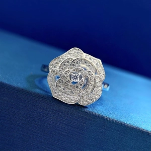 Exquisite S925 sterling silver camellia flower ring encrusted with sparkling gemstones