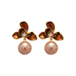 Vintage 18K gold plated flower earrings with amber resin and hanging pearl accents