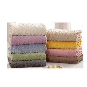 Solid color 3D jacquard plush flannel blankets with embossed geometric textures in various colors