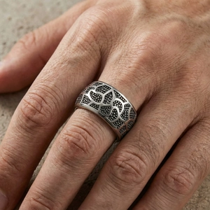 Vintage stainless steel ring for men with black totem patterns and wide drum shape