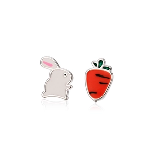 Cute asymmetric S925 silver stud earrings with rabbit and carrot drip oil design