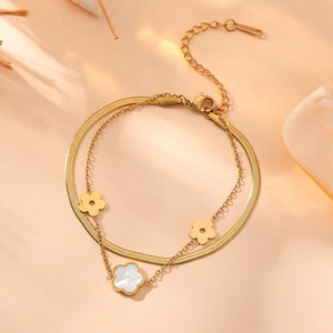 Double-layered 18K gold plated clover bracelet with white shell flower pendants
