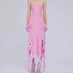 Robe mi-longue bustier rose avec fleurs 3D et ourlet fendu à volants pour femme