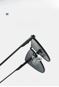 Detail view of lightweight elastic metal frames with soft silicone nose pads