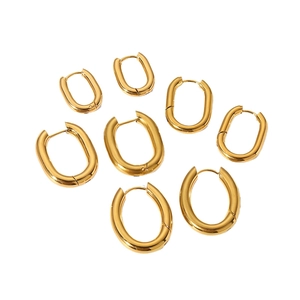 Orecchini a cerchio ovali placcati oro 18 carati in varie dimensioni per donna