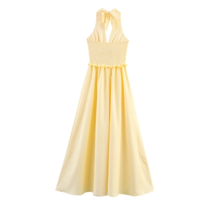 Robe longue dos nu jaune à rayures avec dos smocké et design élégant à col licou