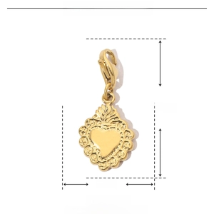 Dettaglio dimensioni per ciondolo a cuore in acciaio inossidabile dorato alto 27mm e largo 12mm