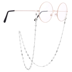 Lunettes rondes en métal avec chaîne en acier titane en forme de cœur pour femme
