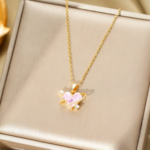 Titanium stalen ketting met roze hart planeet hanger en kleine witte diamanten