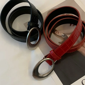 Détails de ceintures en similicuir crocodile rouge et noir à boucles ovales